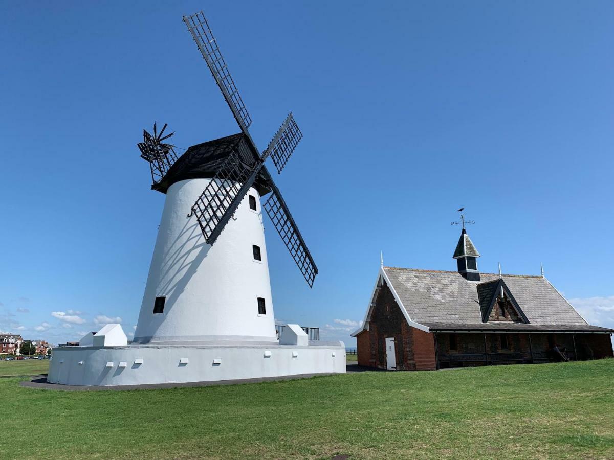 The Hideout Appartamento Lytham St Annes Esterno foto